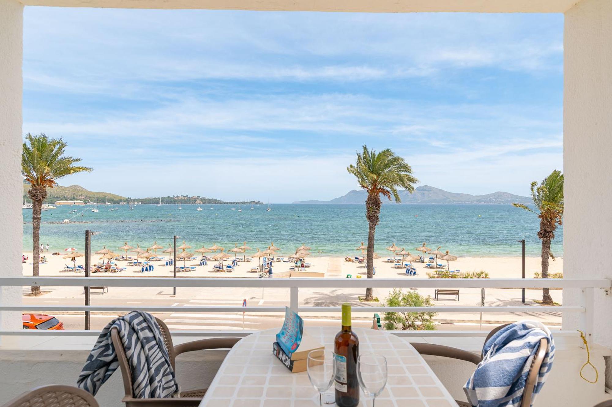 Appartement Beachfront Sivella By Sealand